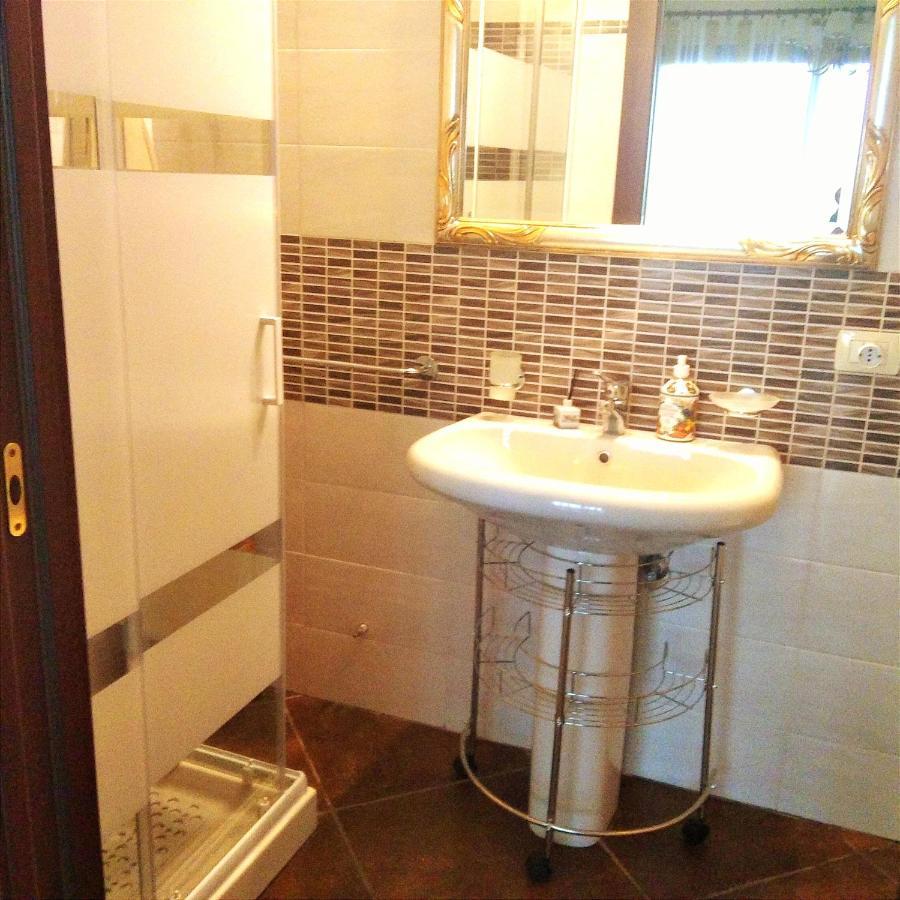 Casa Luca Apartment Forza dʼAgro Екстериор снимка