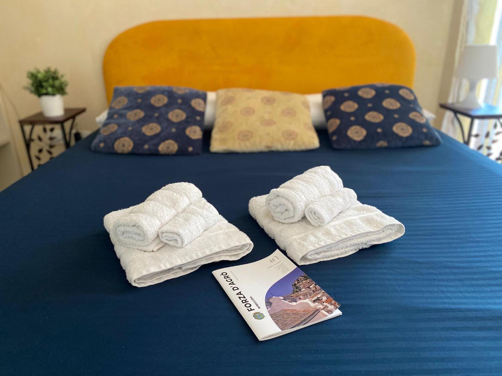 Casa Luca Apartment Forza dʼAgro Екстериор снимка